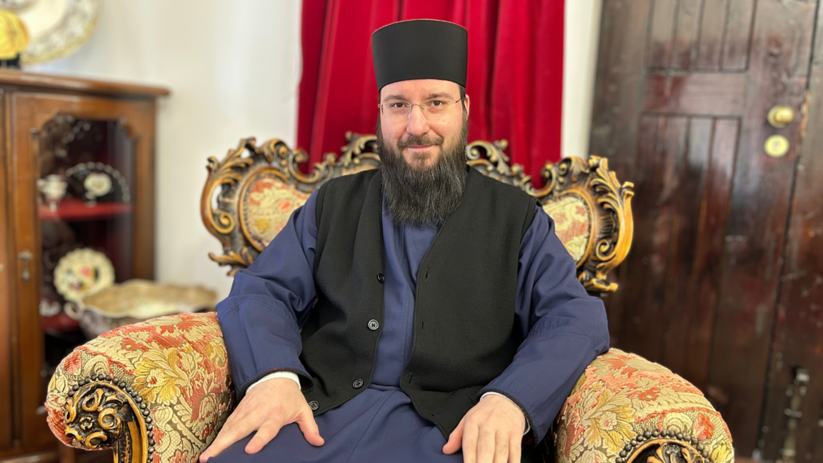 Отац Максим из манастира Кикос, Кипар