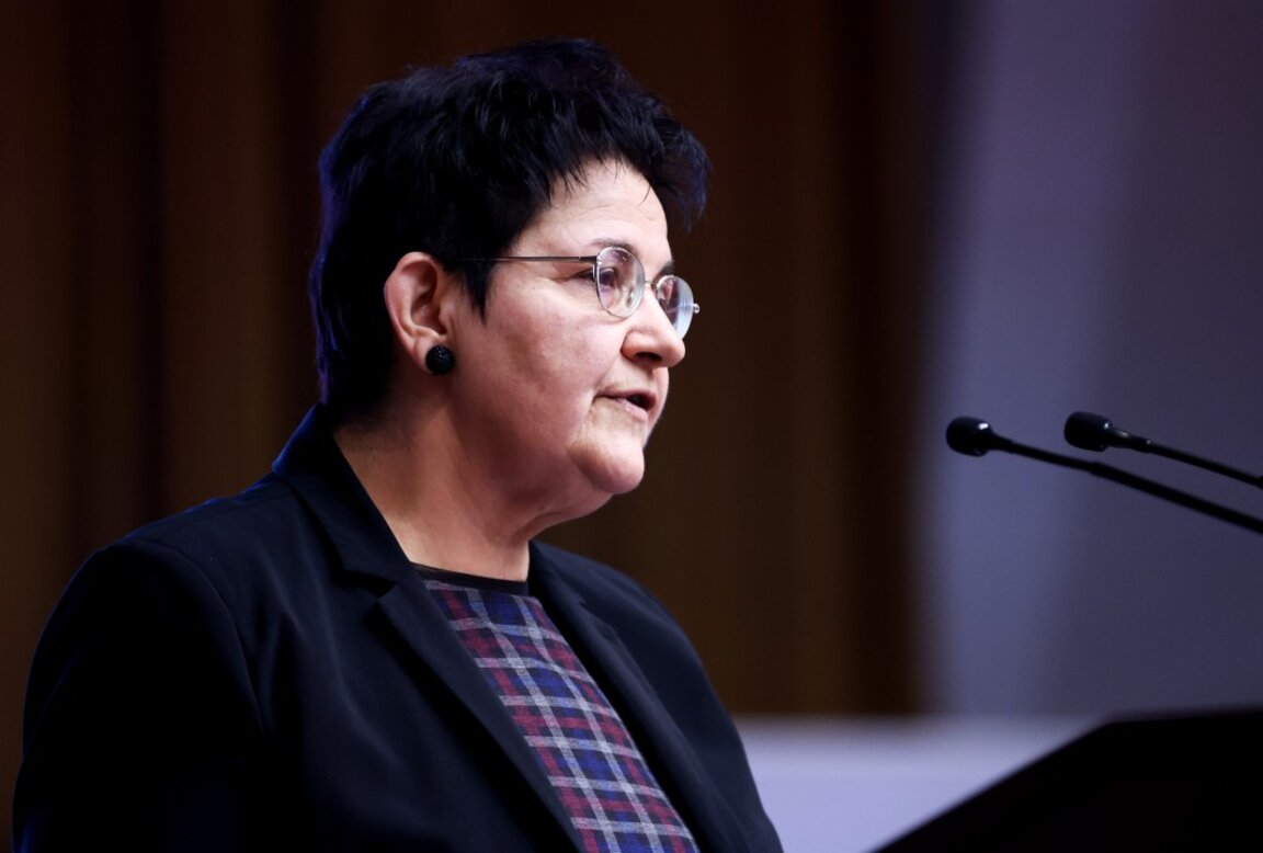 Людмила Петкова, финансов министър