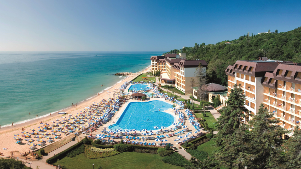 Успехи, но и усещане за несигурност – зад кулисите на туризма през 2025 г.