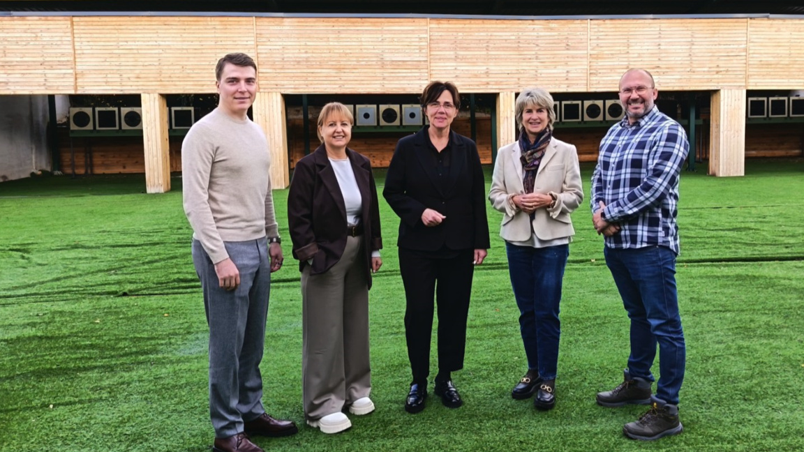 Весела Лечева и Ясна Шекарич дадоха стар...