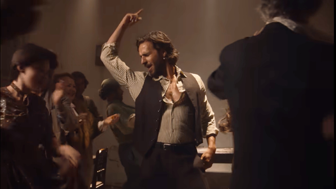  Papi Hans celebrates life with the song...