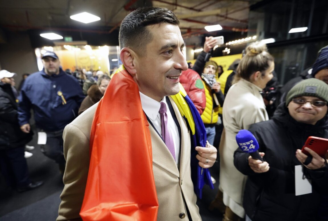 Лидерът на крайнодесния "Алианс за обединение на румънците" Джордже Симион.