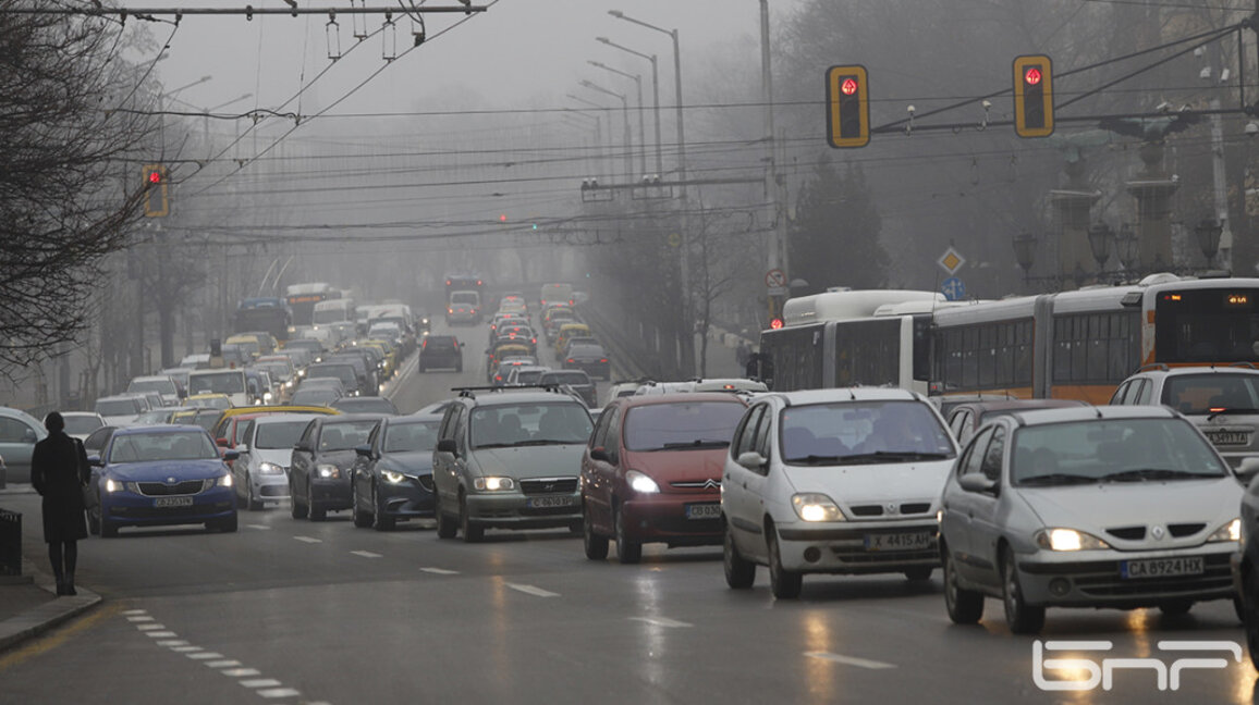 Доц. Дурхан Салиев: Спирането на старите коли в центъра на София няма да доведе до очаквания ефект