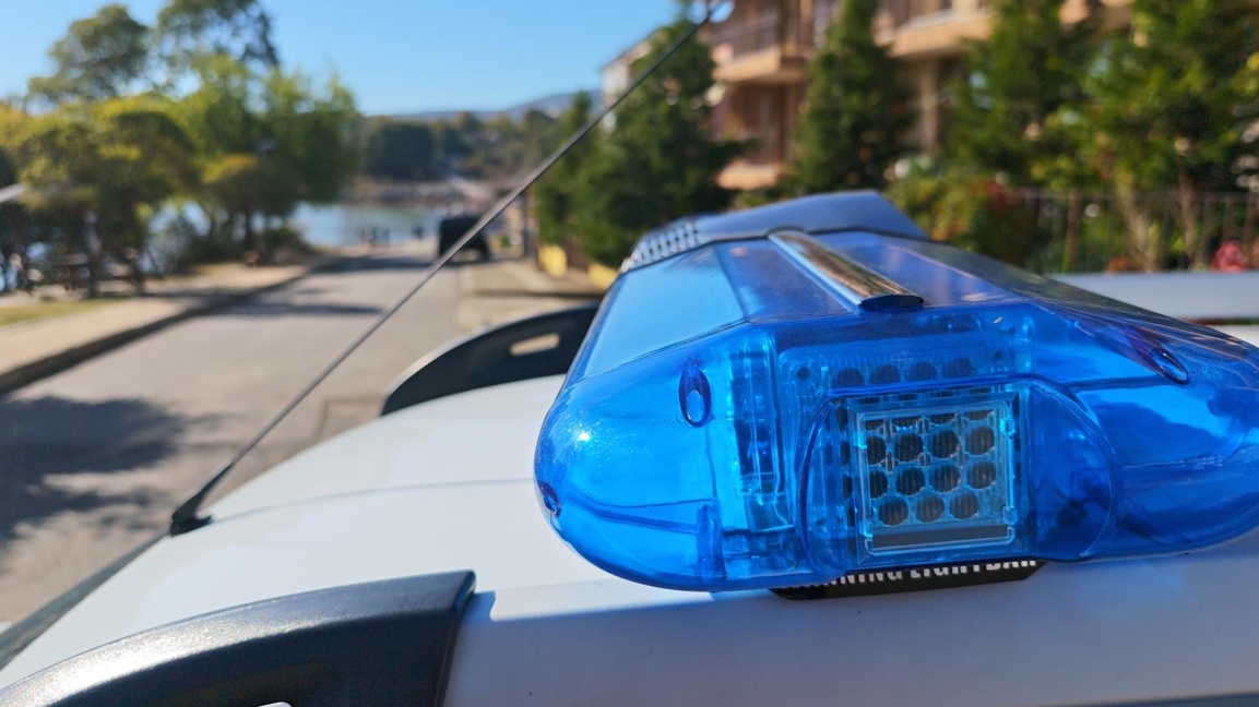 Задържаха двама докато крадат 200 литра ...