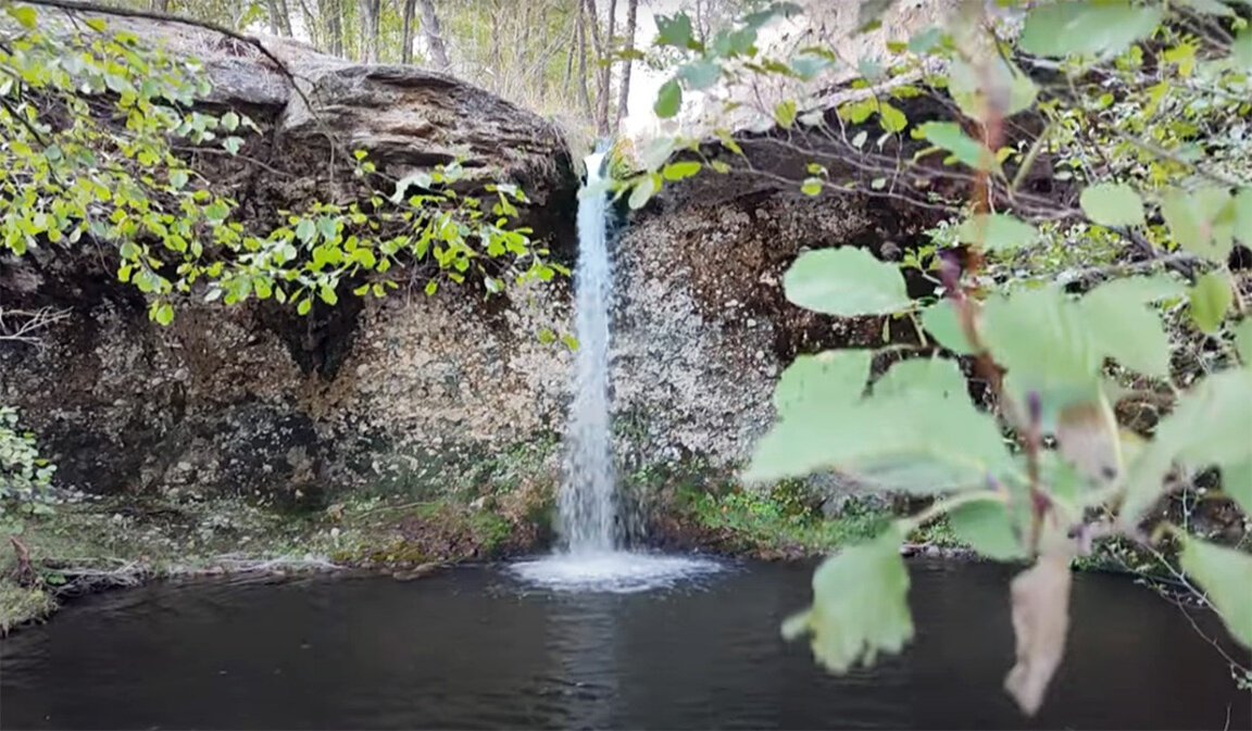 Под брызгами водопада Гюрлек в Восточных Родопах