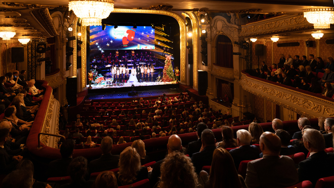 Над 3,7 млн. лева събра за по-малко от месец "Българската Коледа" 