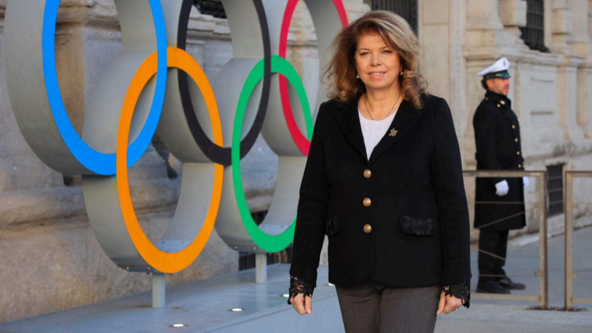 Јотова из Милана: Држимо политику подаље...