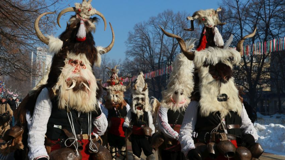 Фестивалът на маскарадните игри „Сурва", Перник