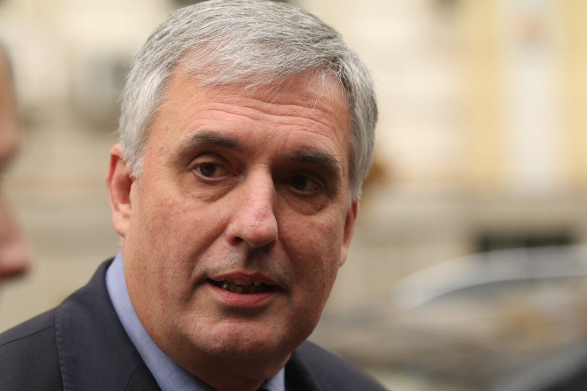 Ивайло Калфин: Правителство, но не като сглобката, а с мнозинство в парламента и коалиционно споразумение