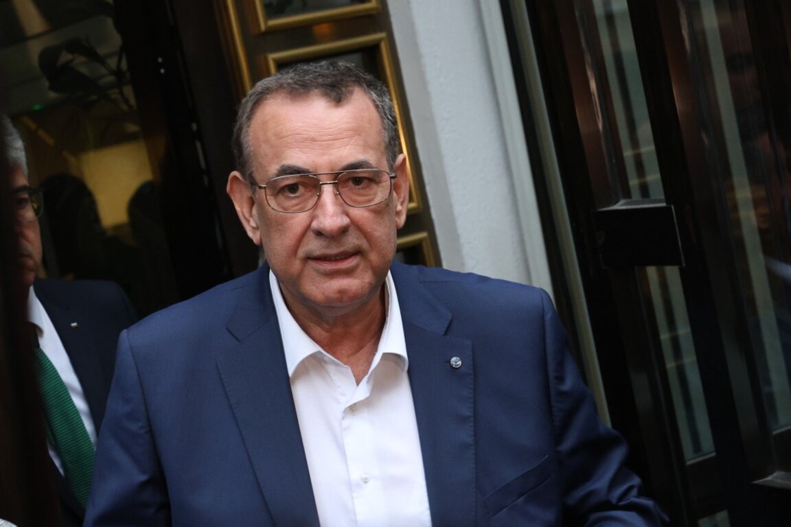 Джевдет Чакъров