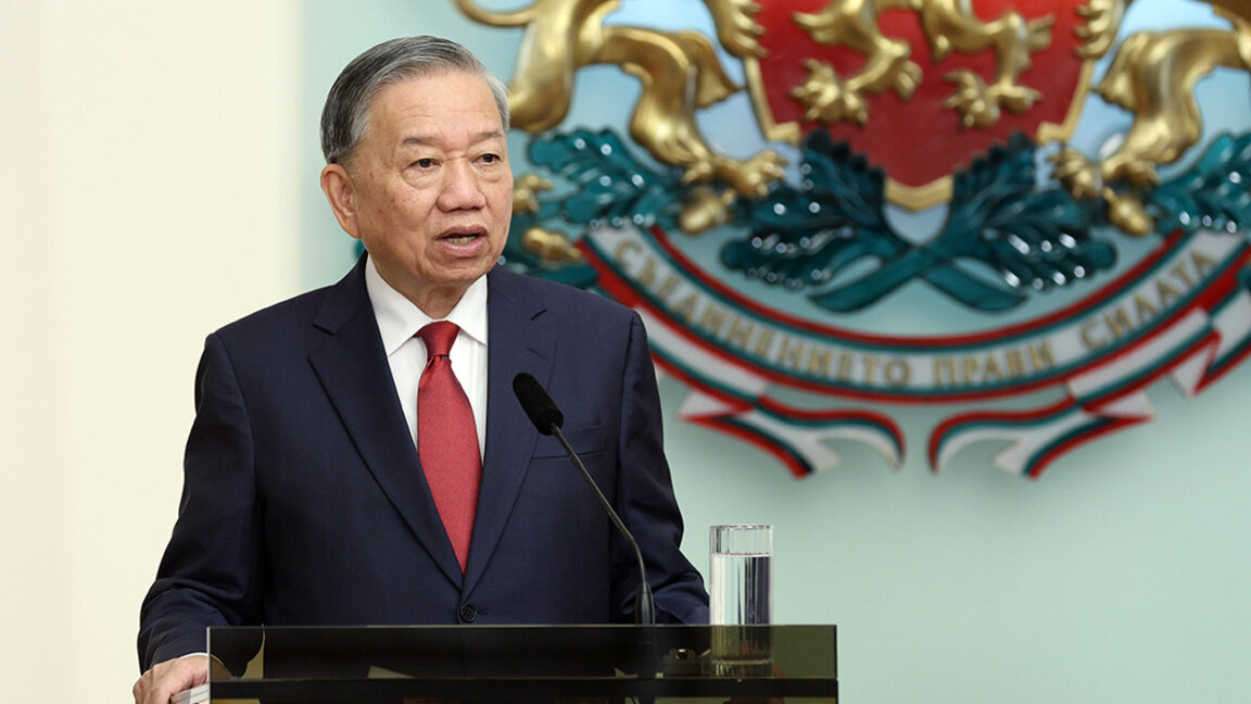 To Lam est en déplacement officiel en Bulgarie