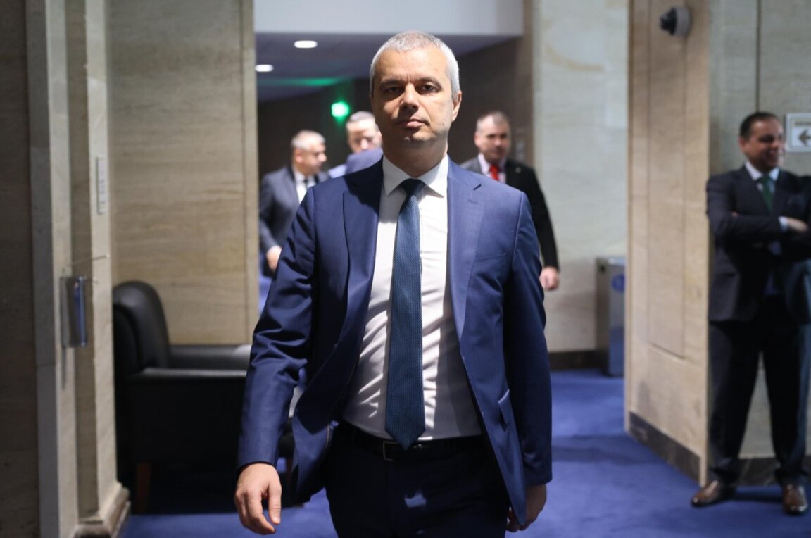 Костадин Костадинов