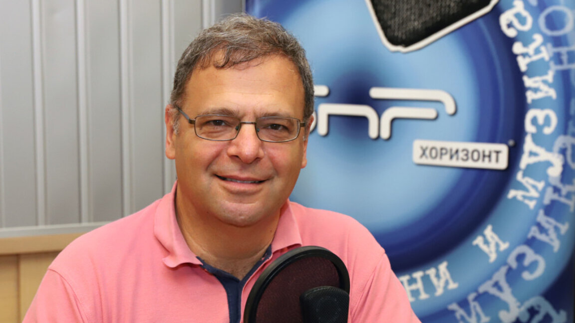 Юлиян Попов