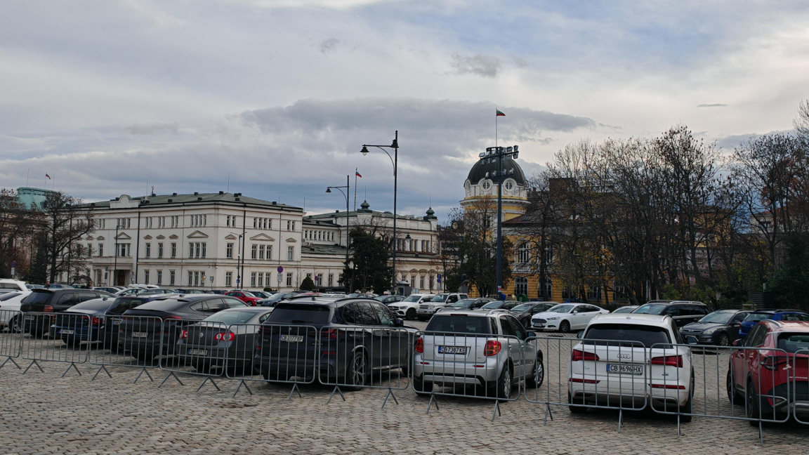 Борис Бонев: Паркингът до "Александър Невски" да е пешеходна зона 