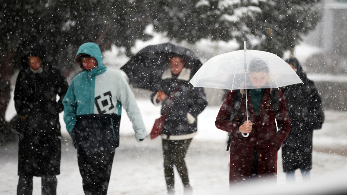 Sağnak ve kar nedeniyle Bulgaristan’ın 13 ilinde turuncu kod uyarısı 