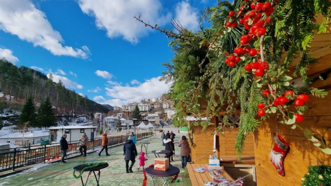 Cuento de invierno rodopiano en Banite: películas, bazar y cachamak rodopiano