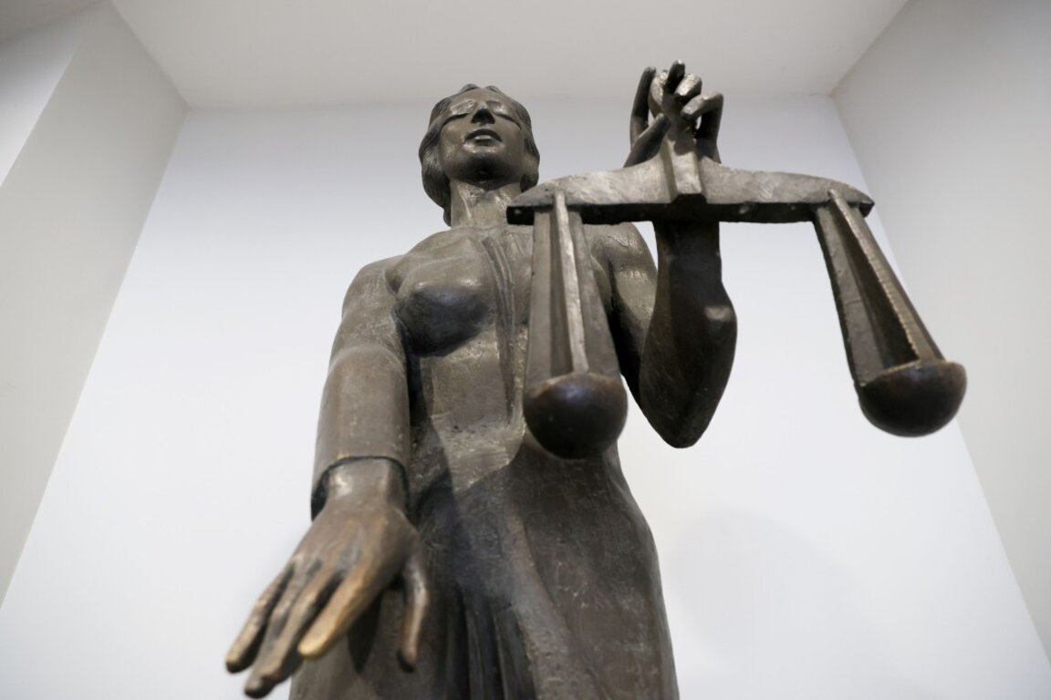 Условна присъда за мъжа, който умишлено прегази съседа си в Сливен