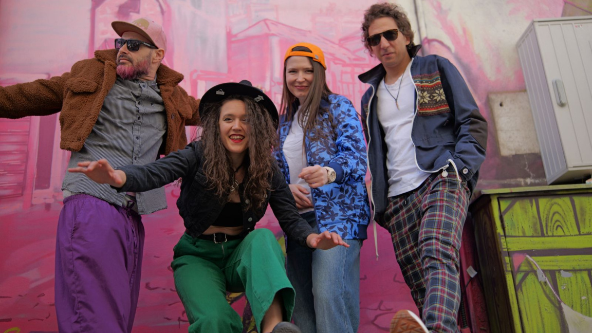 Greesh представя новия си албум на живо в София