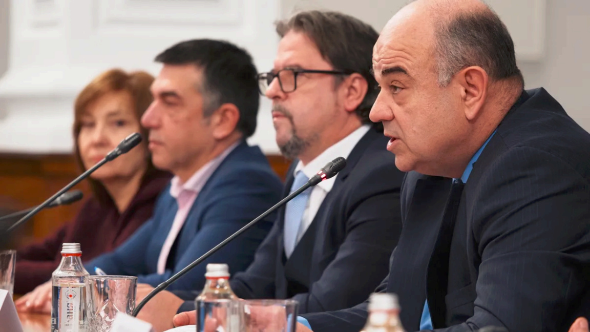 En 6 jours plus d'un tiers des léva ont été retirés de la circulation