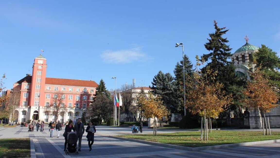 Плевен излиза на бдение за починалото при инцидент с тротинетка 16-годишно момче