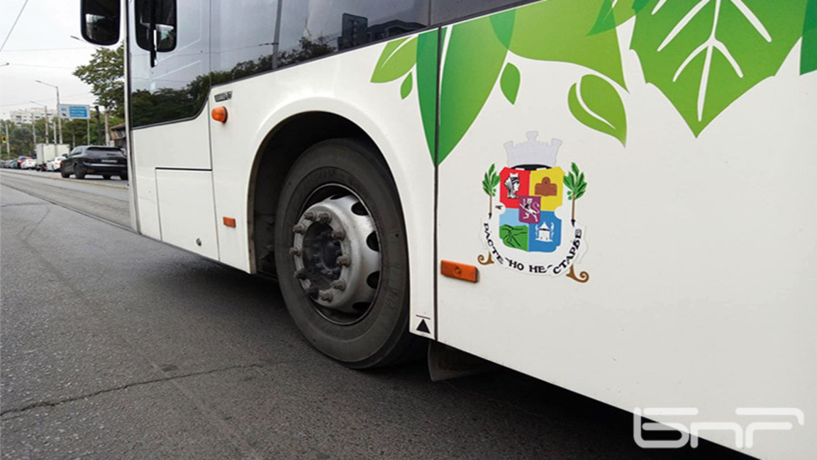 Възстановено е движението на част от тролейбусните и автобусните линии