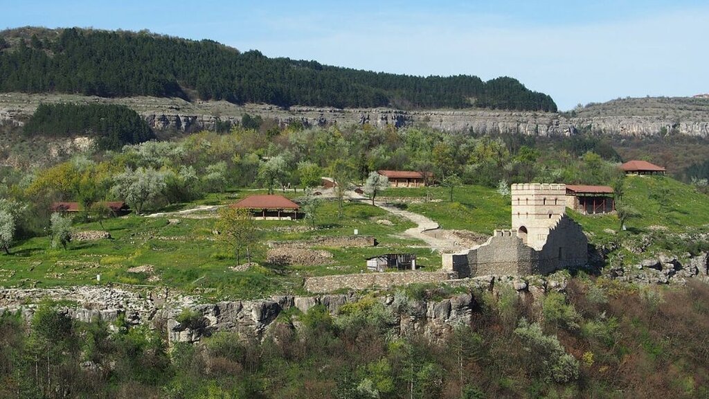 Холм Трапезица в Велико-Тырново хранит дух средневековой Болгарии