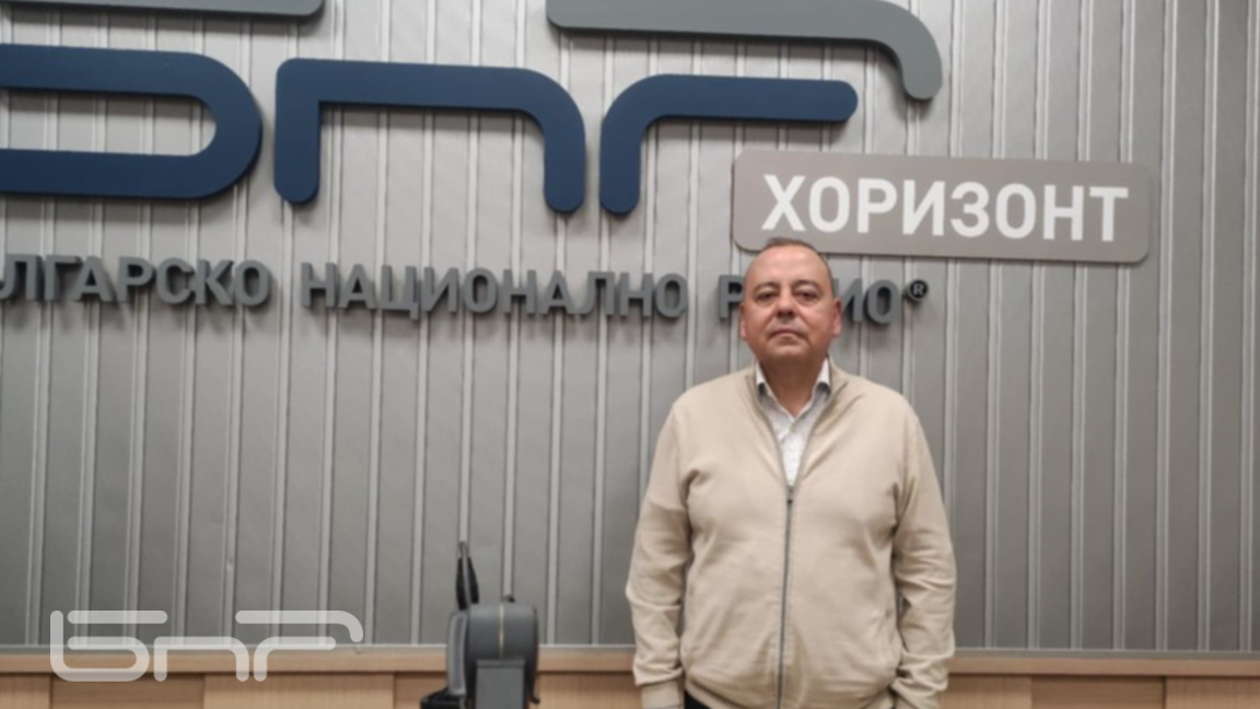 Росалин Наков