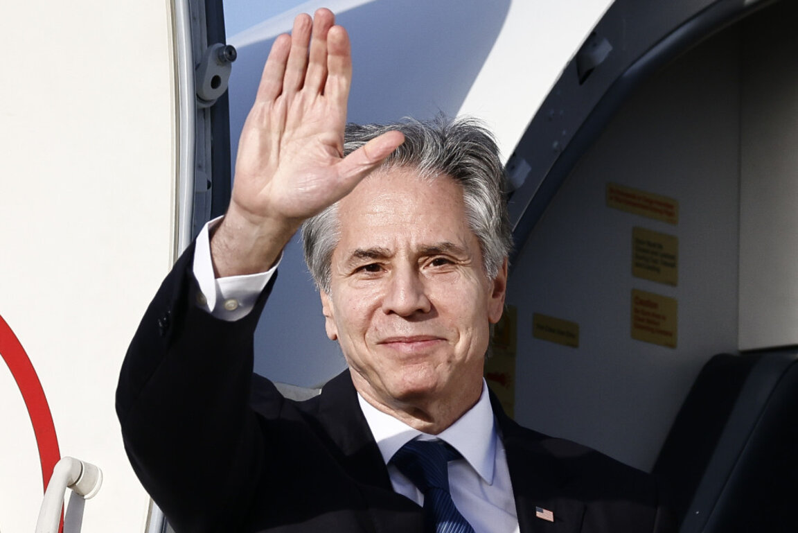 Антъни Блинкън