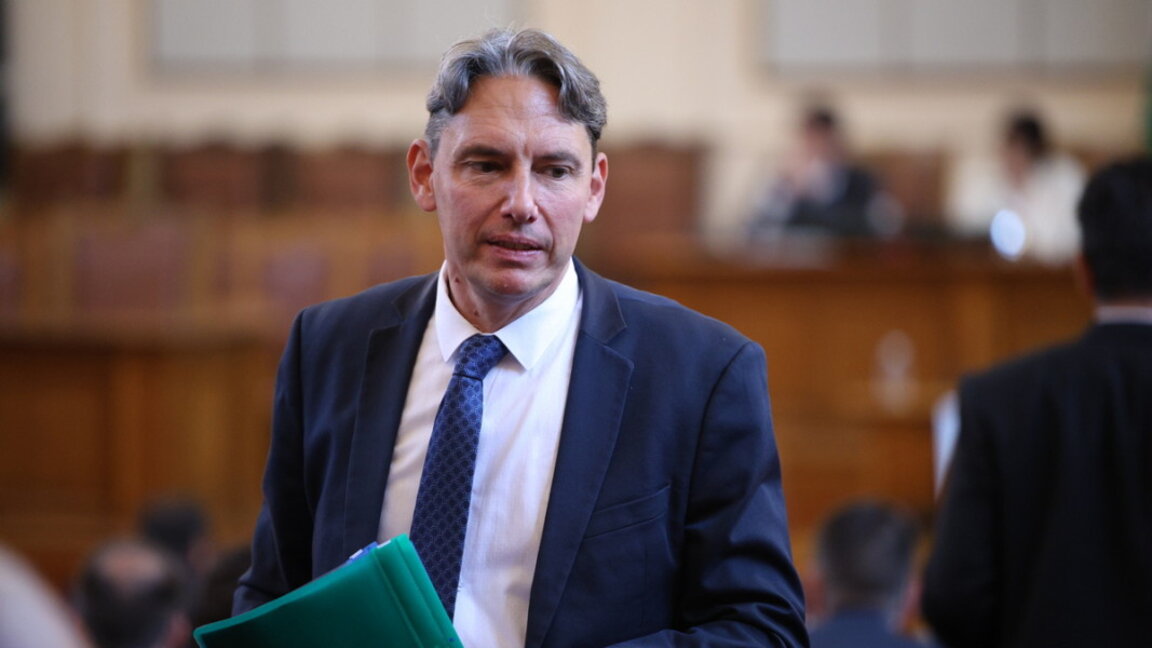 Васил Пандов