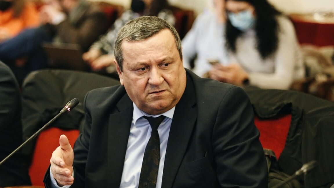 Хасан Адемов