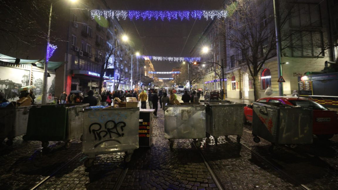 Tre persona u arrestuan në një protestë ...