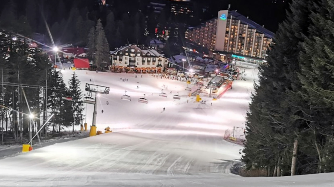 У Боровецу почиње ноћно скијање 