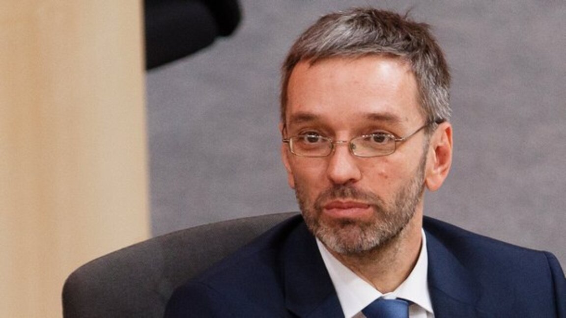 Накъде може да поведе Австрия крайнодесният Херберт Кикъл?