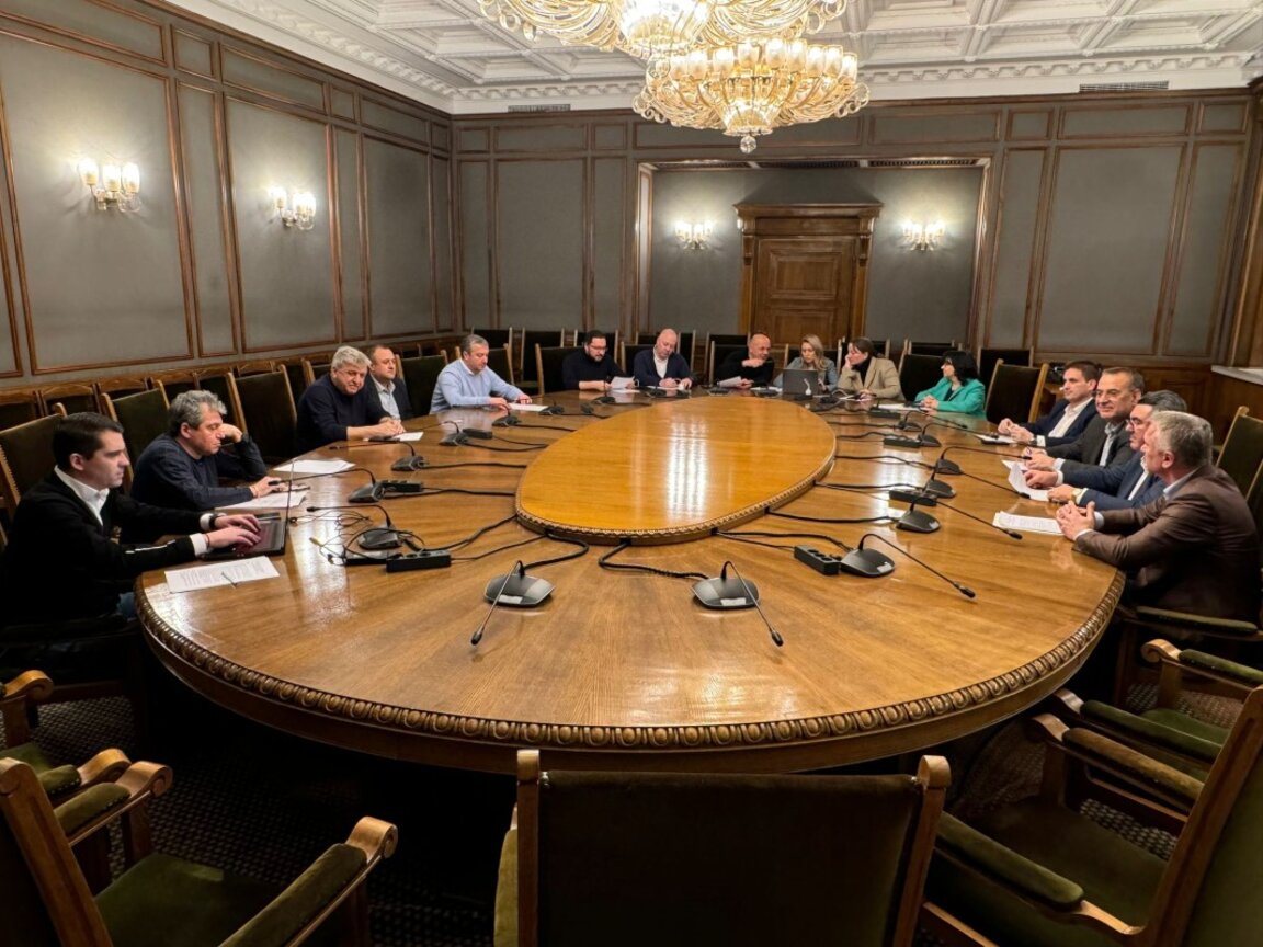 “Демокрация, права и свободи” - ДПС ще подкрепи правителство на ГЕРБ-СДС, БСП и ИТН