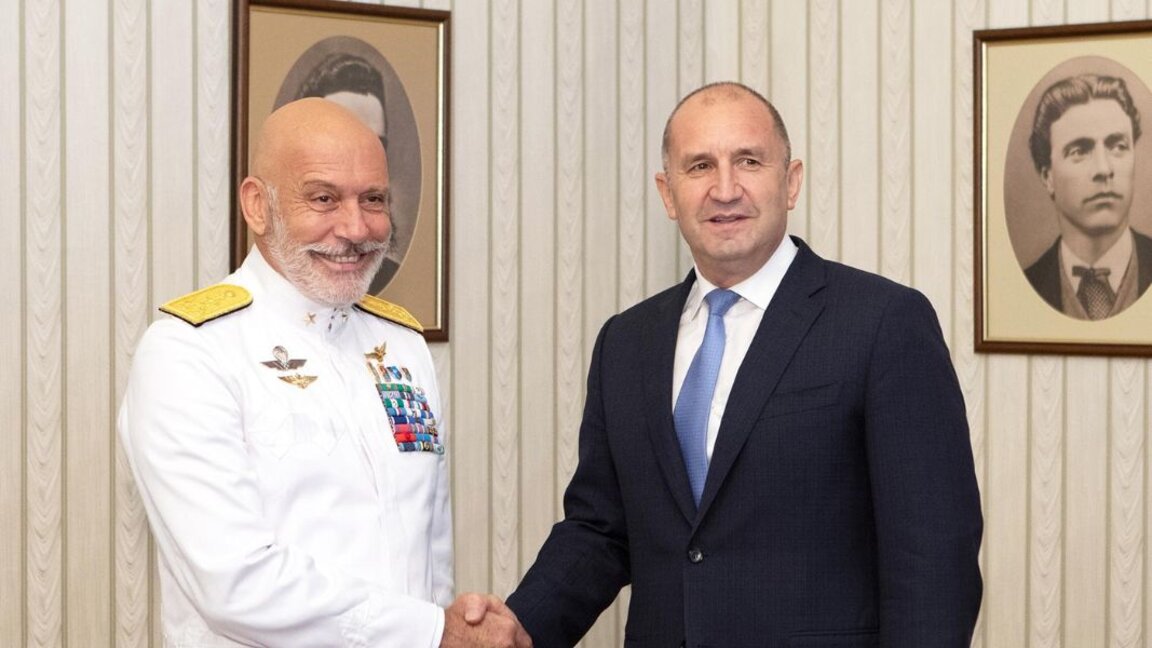 Ο ΠτΔ προς τον Τζουζέπε Κάβο Ντραγκόνε: Η Βουλγαρία επιδιώκει να είναι παράγοντας σταθερότητας