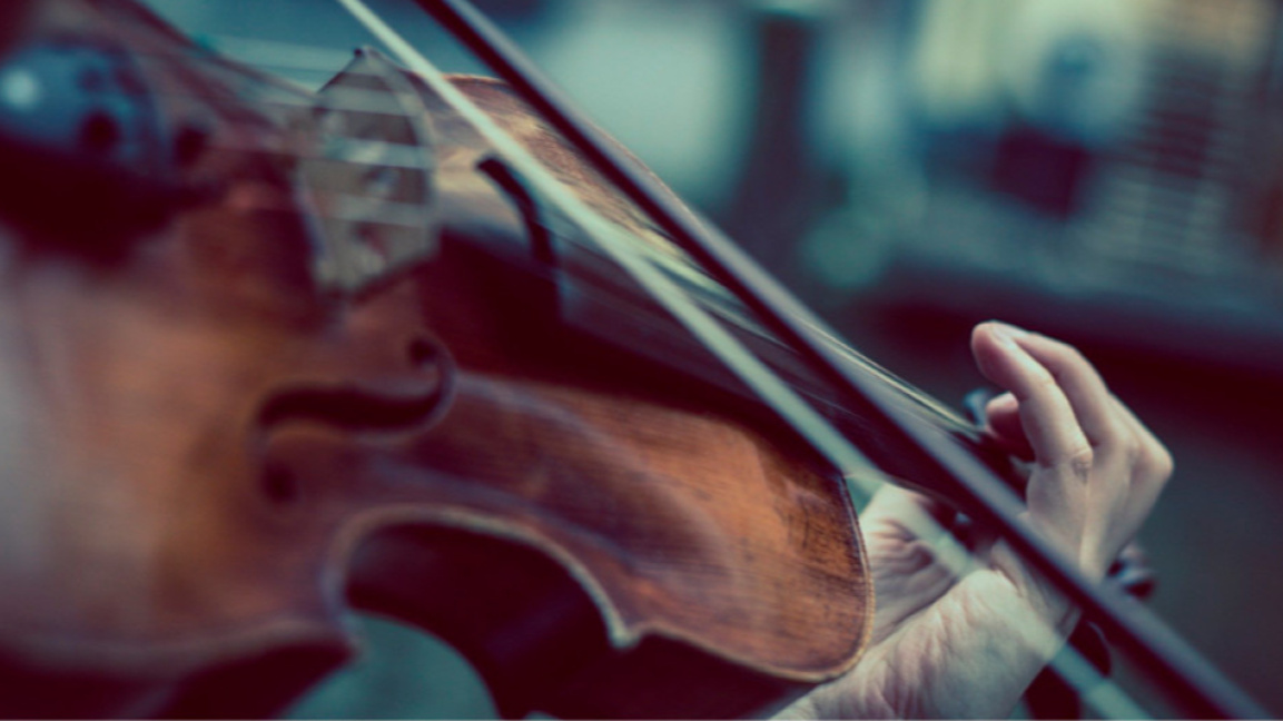 32 violinistë të rinj nga 14 vende marri...