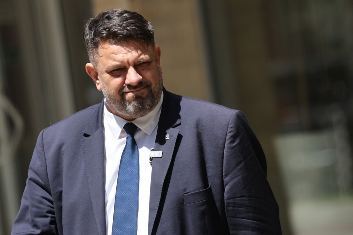 Изпълняващият функциите председател на БСП Атанас Зафиров коментира връщането на третия мандат за съставяне на правителство.