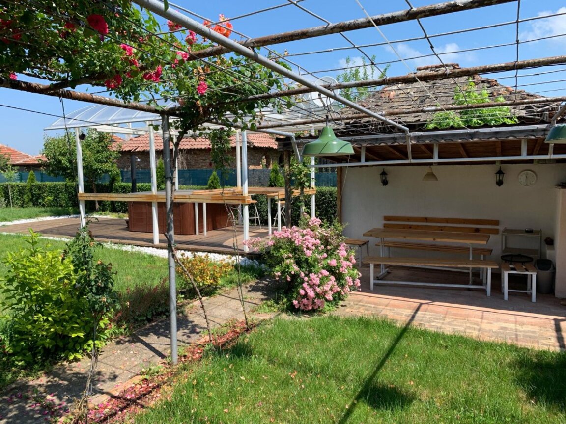 Tatillerde misafir evlerine, SPA tesislerine ve etnografya köylerine büyük rağbet